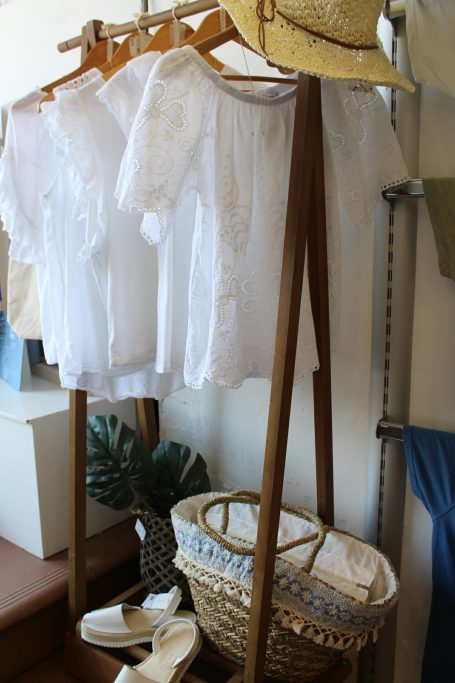 camisetas tops y complementos
